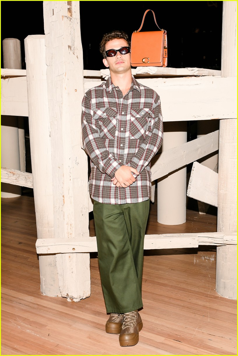 'XO, Kitty' Stars Anna Cathcart & Anthony Keyvan Attend Coach Fashion Show