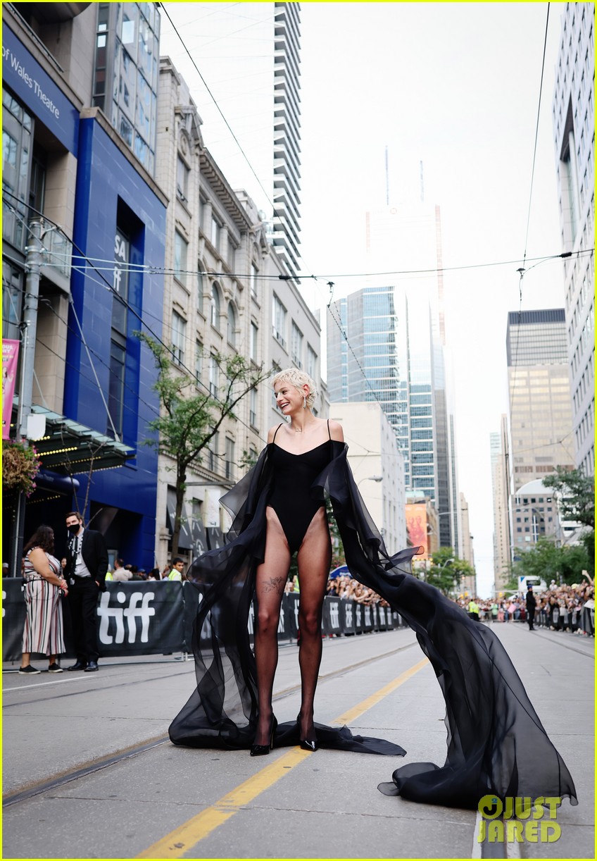 Harry Styles Doesn't Miss The Fans During 'My Policeman' Premiere During TIFF