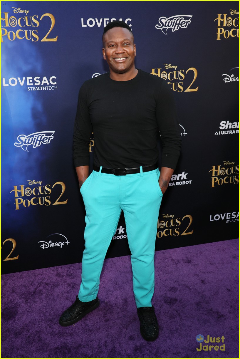 Whitney Peak, Belissa Escobedo, Froy Gutierrez & More Attend 'Hocus Pocus 2' Premiere