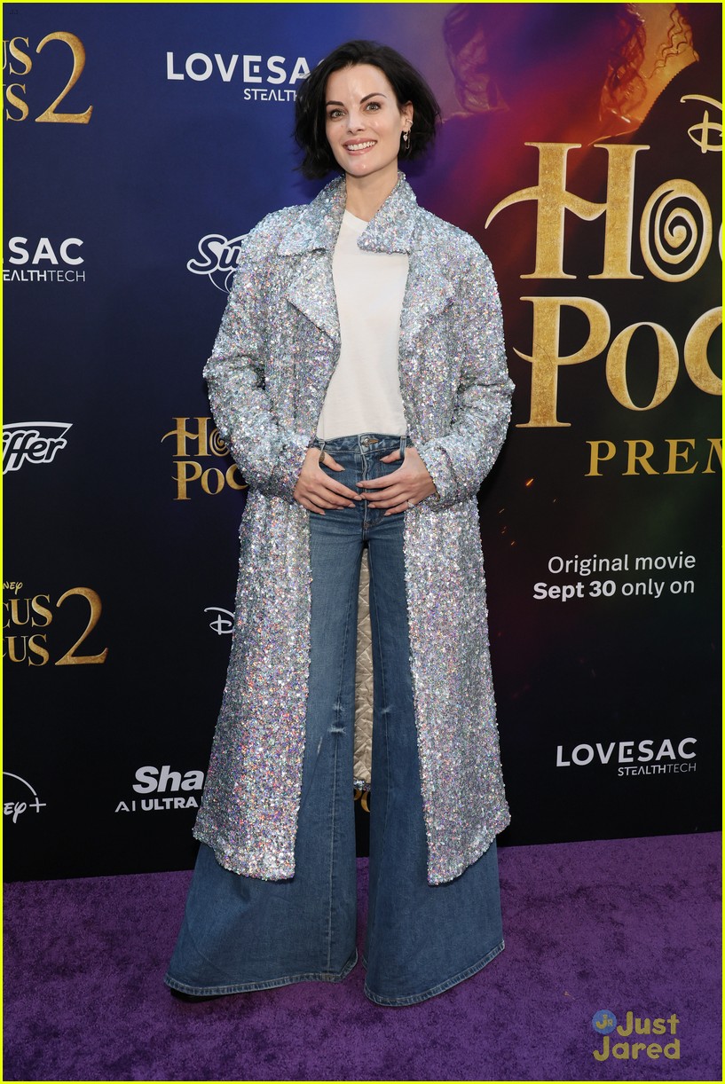 Whitney Peak, Belissa Escobedo, Froy Gutierrez & More Attend 'Hocus Pocus 2' Premiere