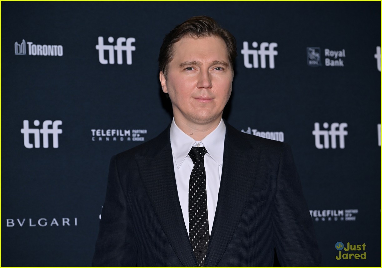 Julia Butters Joins Steven Spielberg & More at 'The Fabelmans' Toronto Premiere, Trailer Debuts Online - Watch Now!