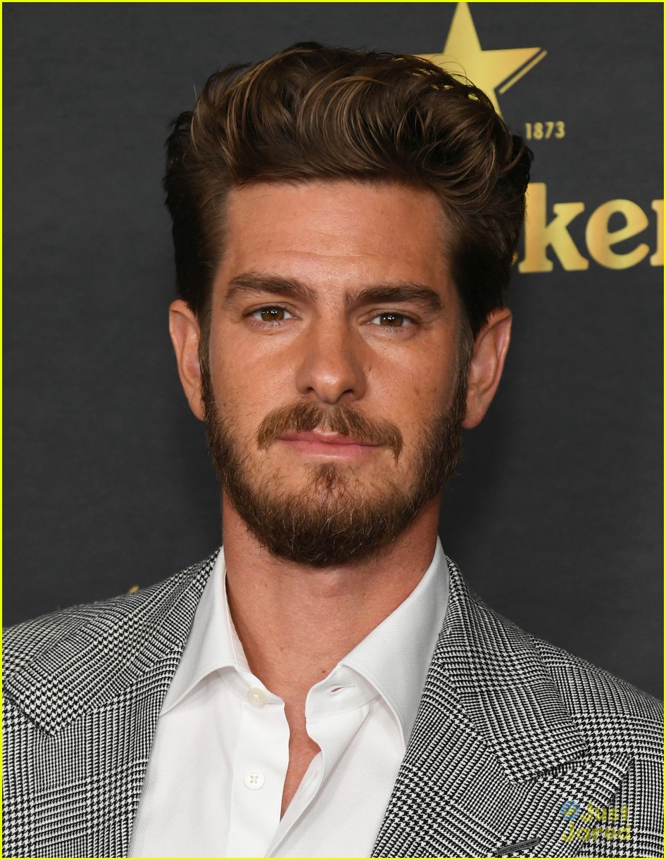 Rachel Zegler, Andrew Garfield & Kaitlyn Dever Attend THR Emmys Party