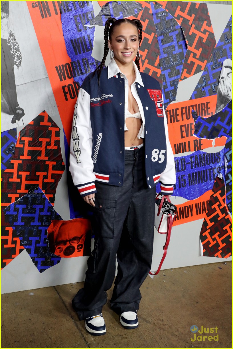 Shawn Mendes & Tate McRae Attend Tommy Hilfiger Show at New York Fashion Week