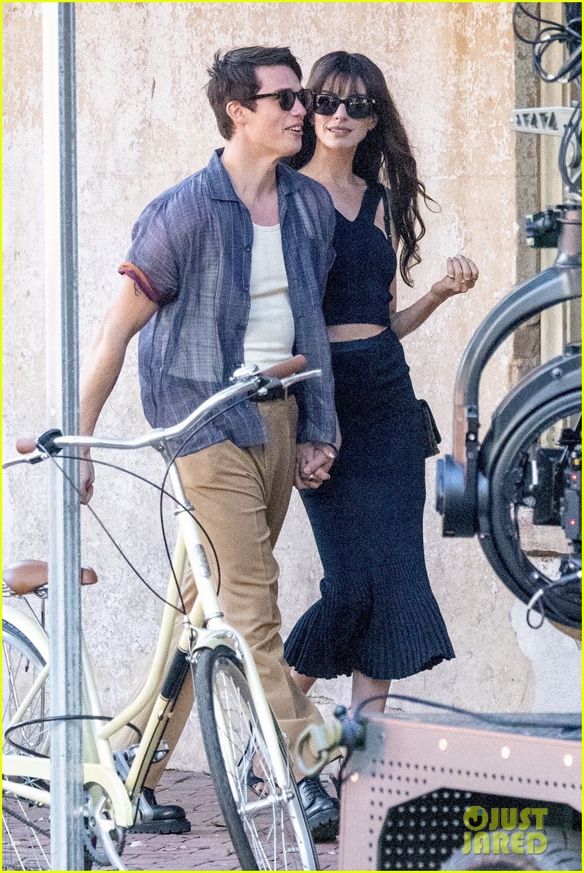 Nicholas Galitzine Wraps His Arm Around Anne Hathaway While Filming 'The Idea of You'
