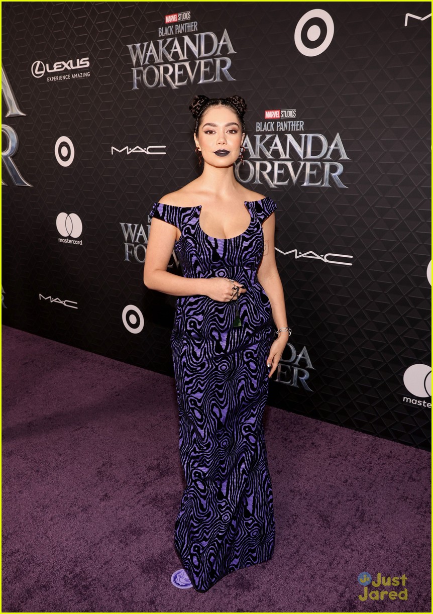 New Marvel Stars Dominique Thorne & Kathryn Newton Attend 'Black Panther: Wakanda Forever' Premiere
