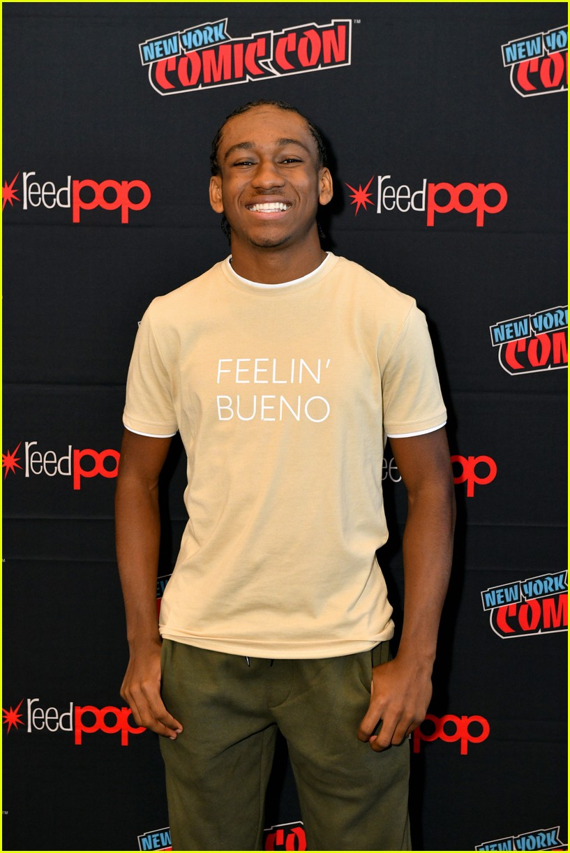 Jacob Bertrand Gives Xolo Maridueña a Lift at New York Comic Con