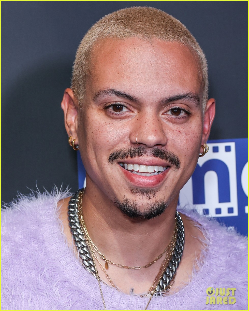 Hero Fiennes Tiffin & Ashley Benson Premiere 'Loneliest Boy in the World' in L.A. (Photos)