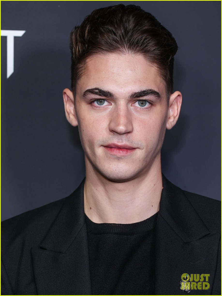 Hero Fiennes Tiffin & Ashley Benson Premiere 'Loneliest Boy in the World' in L.A. (Photos)