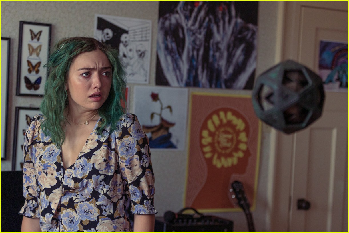 Peyton List's Friend Goes Missing In 'The Friendship Game' Trailer - Watch Now!
