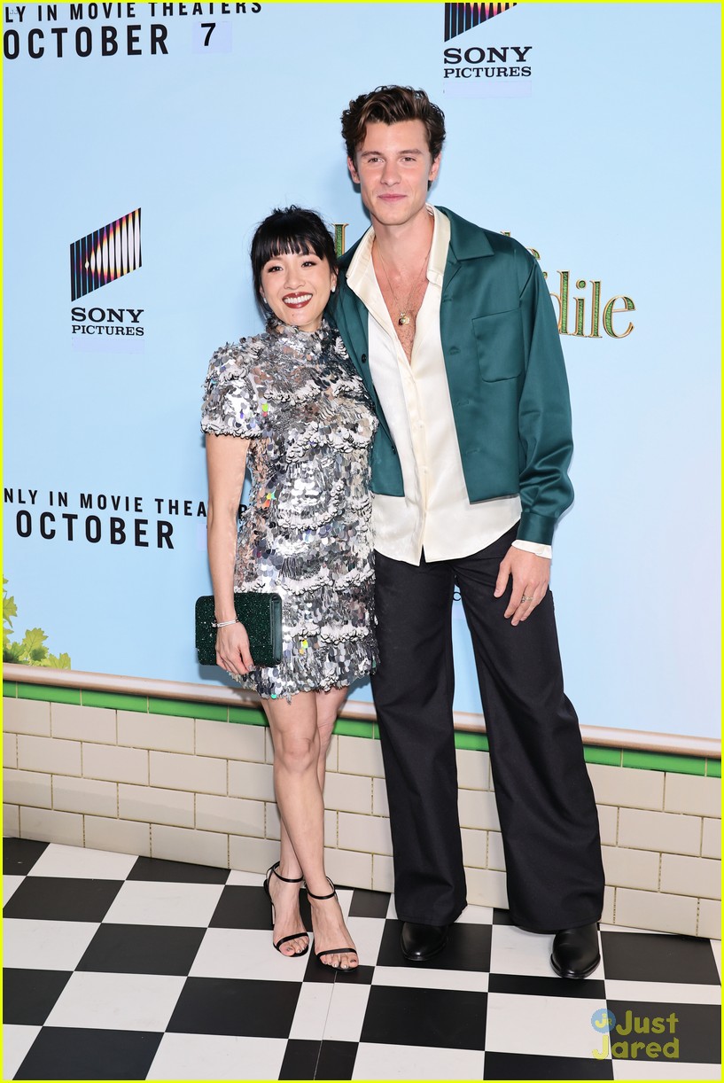 Shawn Mendes, Constance Wu & Winslow Fegley Premiere New Movie 'Lyle, Lyle, Crocodile'