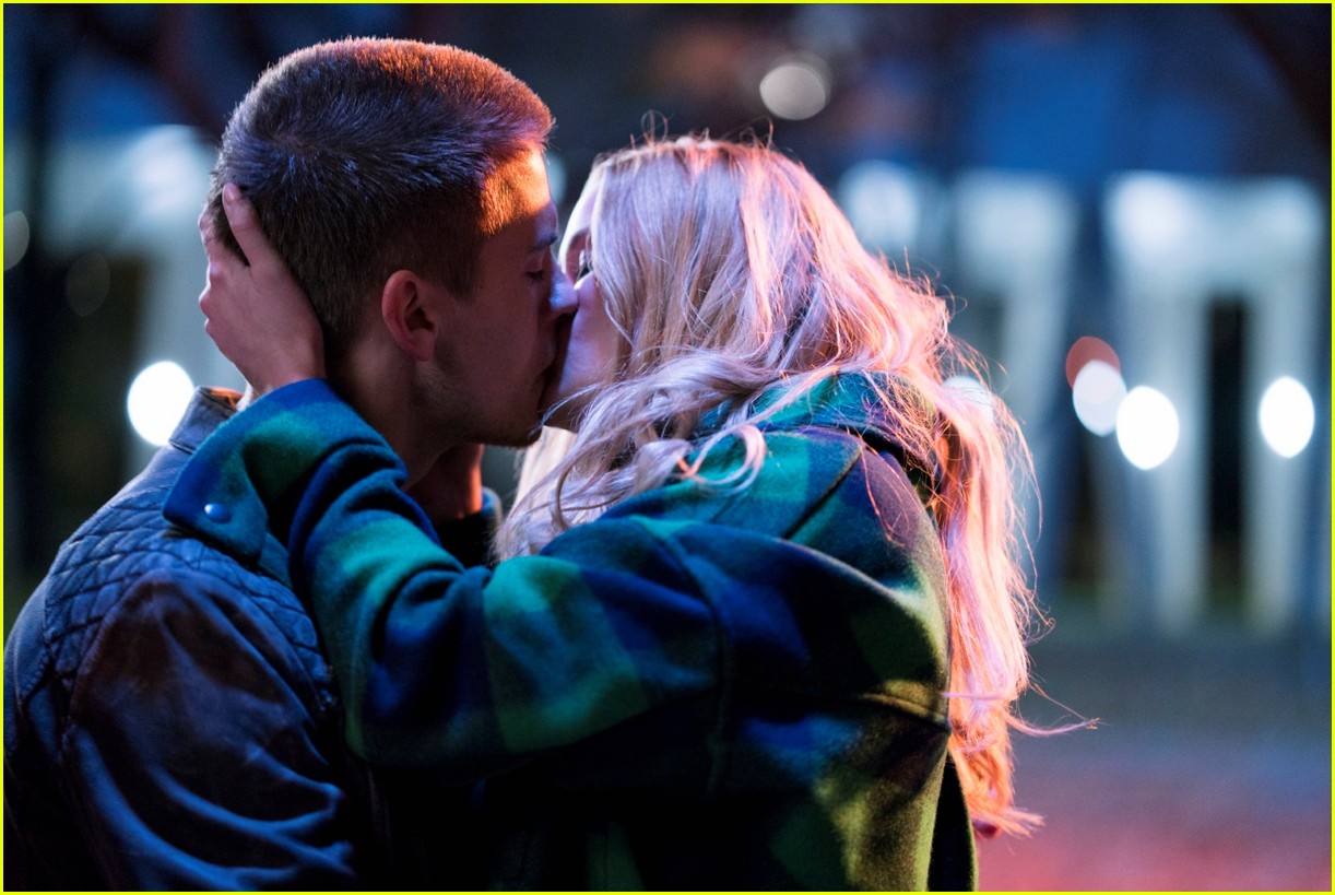Virginia Gardner & Dylan Sprouse's 'Beautiful Disaster' Gets Release Date