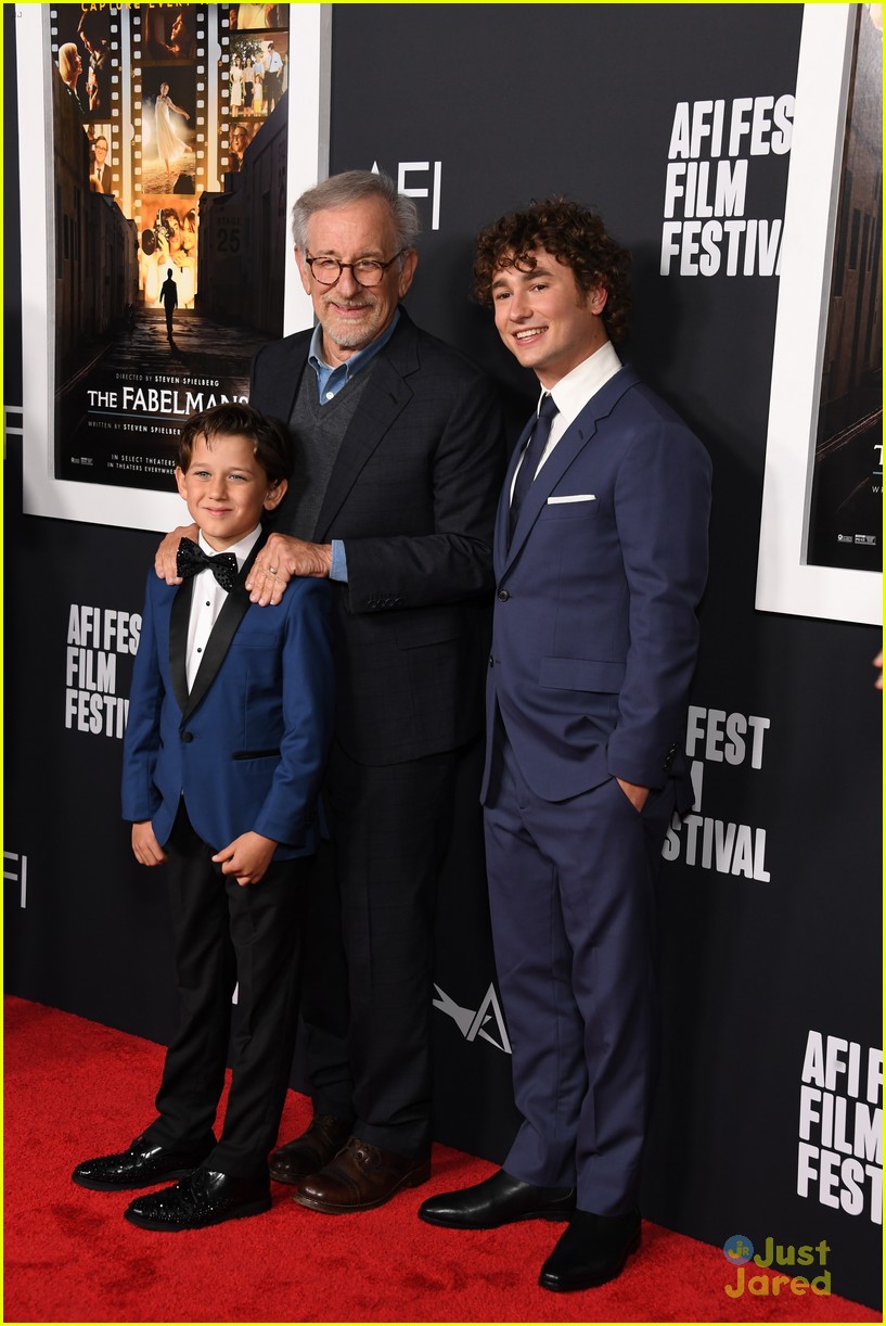 Julia Butters, Gabriel LaBelle & Chloe East Close Out AFI Fest at 'The Fabelmans' Premiere