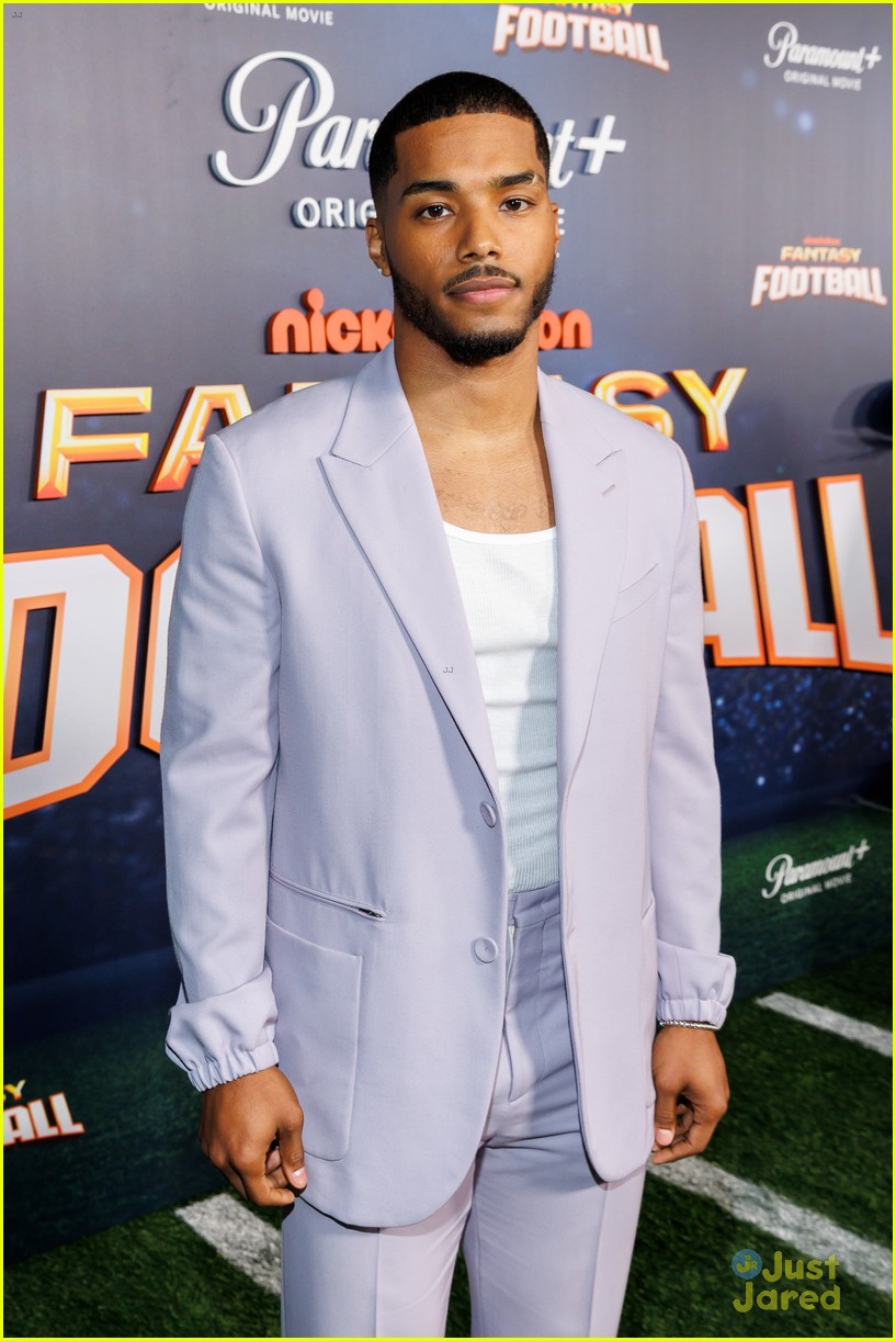 Marsai Martin & Kelly Rowland Share Sweet Moment at 'Fantasy Football' Premiere