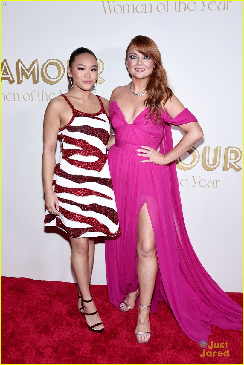 Sophie Turner Reunites With 'The Staircase' Co-Star Olivia DeJonge at Glamour Women of the Year Awards