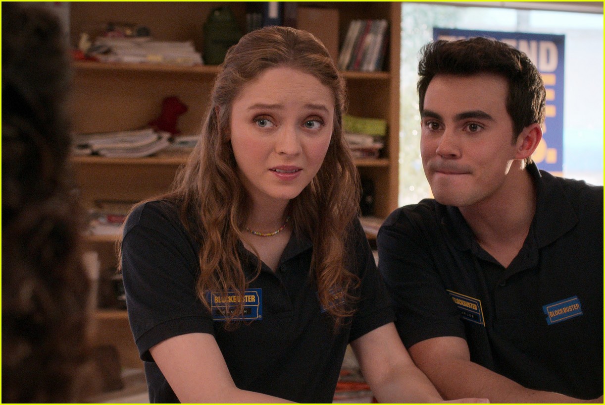 Tyler Alvarez Dishes On Playing Bisexual Carlos On 'Blockbuster'