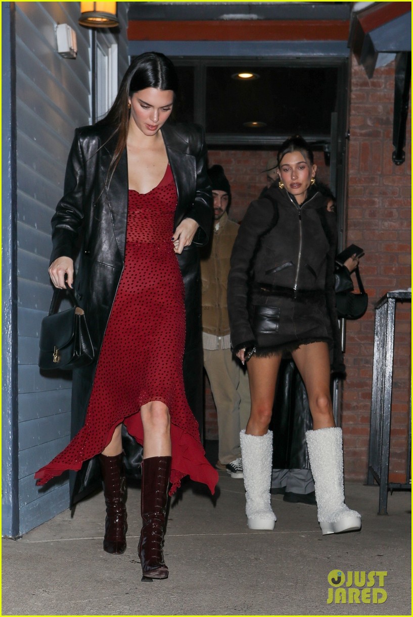 Kendall Jenner & More Celebs Join the Biebers for Pre-New Year's Weekend Dinner in Aspen