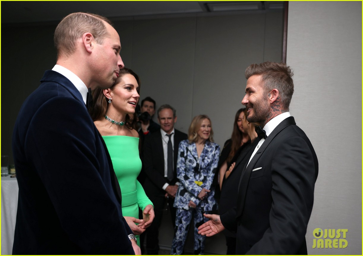 Chloe & Halle Bailey Meet Kate Middleton & Prince William at Earthshot Prize 2022