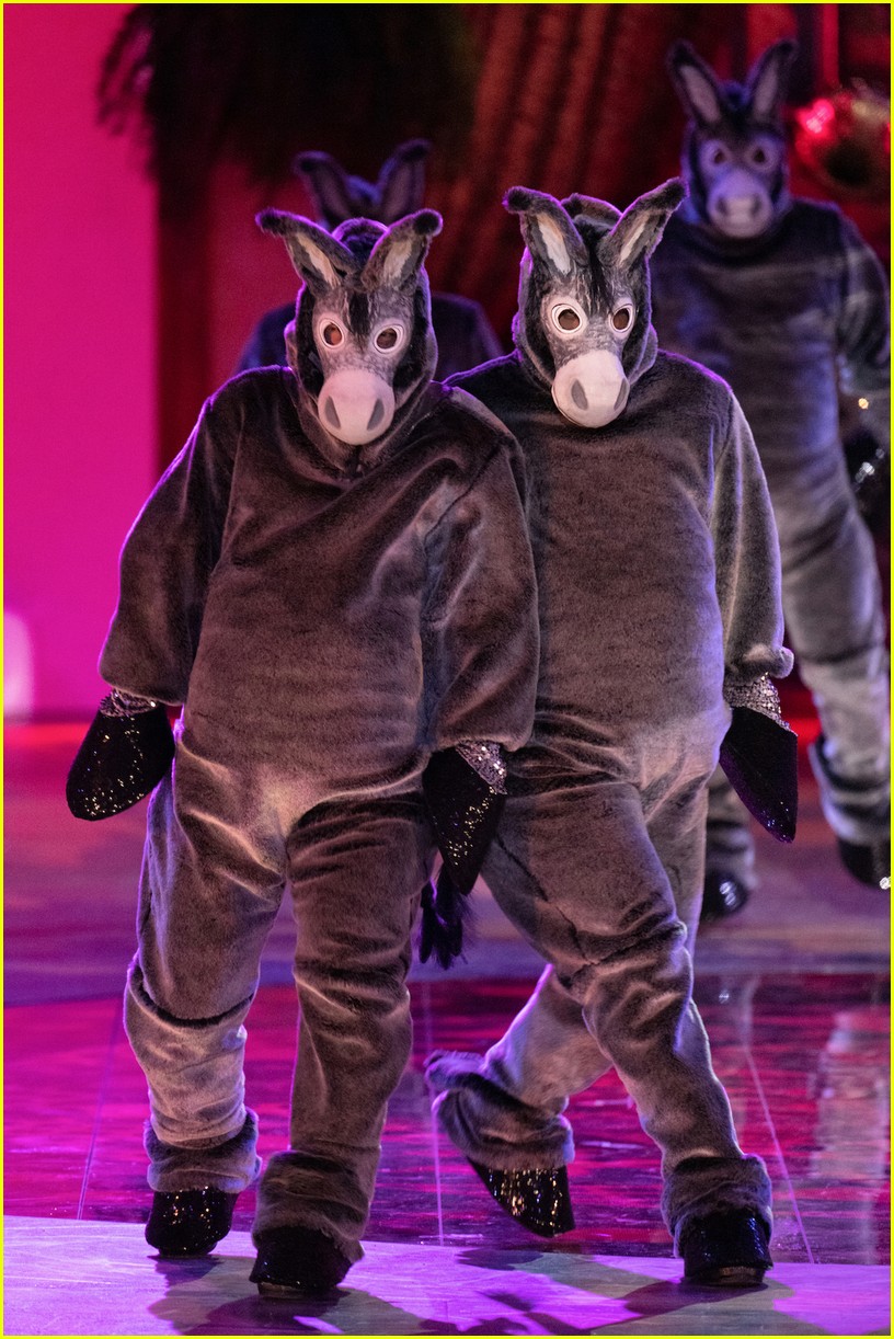 'Encanto at the Hollywood Bowl' Gets First Look - Watch the Trailer!