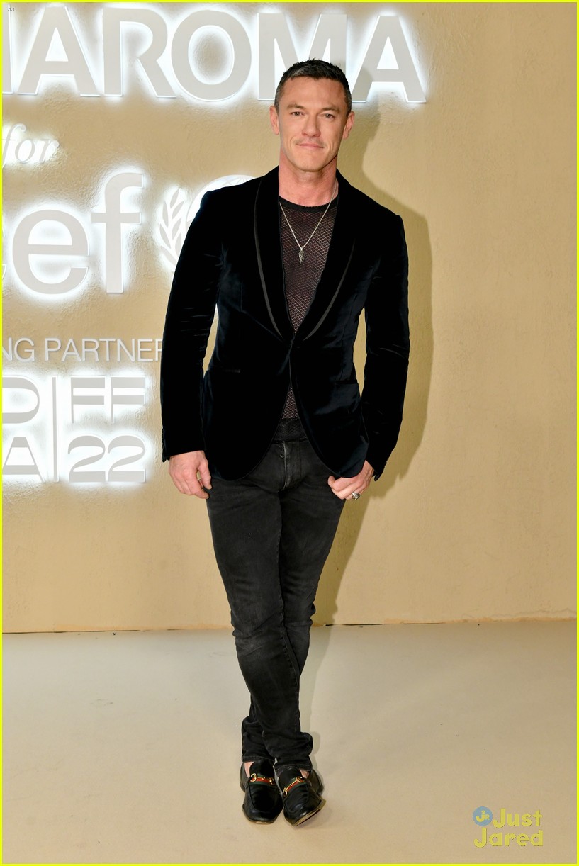 HUDDY Joins Ryland Storms, Ella Balinska & More at UNICEF Winter Gala in St Barts