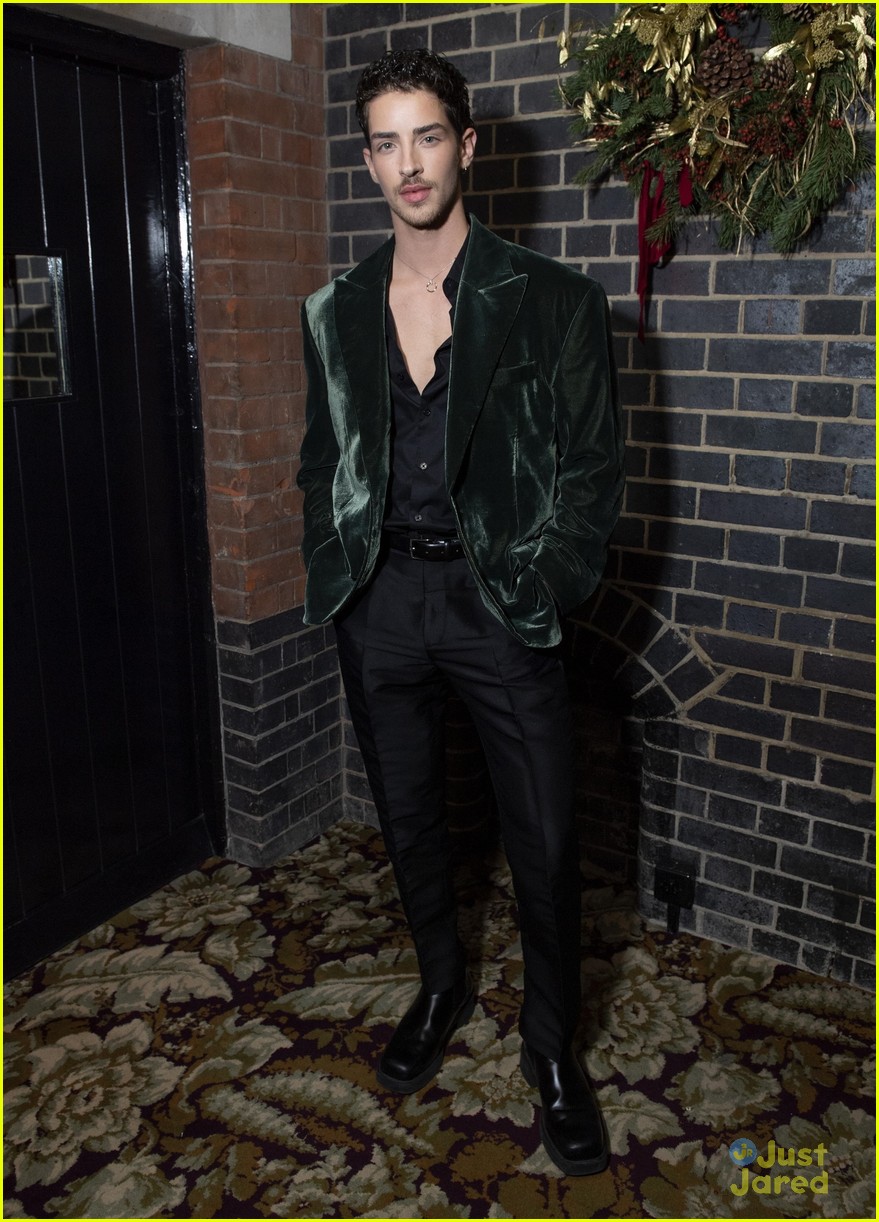 Liam Payne & New GF Kate Cassidy Make Red Carpet Debut at Fashion Awards
