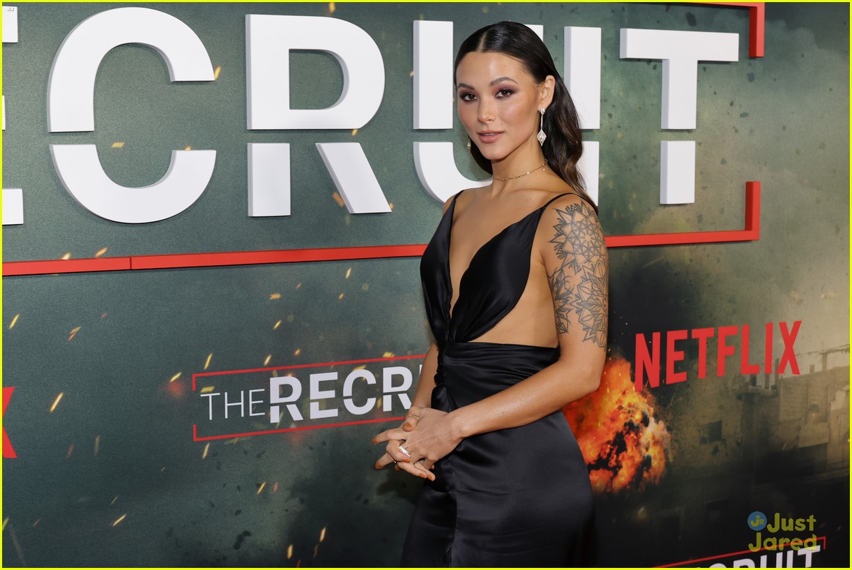 Noah Centineo Gets Support from 'The Fosters' Mom Sherri Saum at 'The Recruit' Premiere!