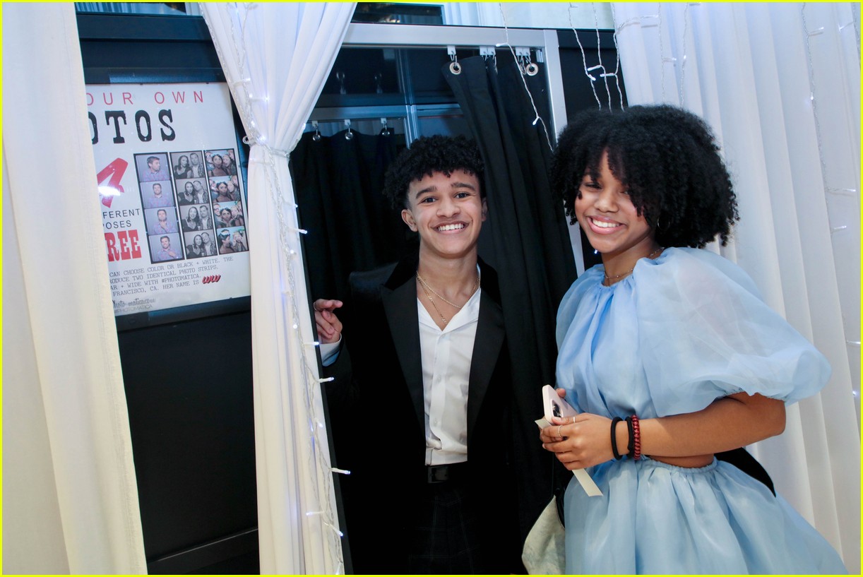 Anais & Mirabelle Lee Celebrate Their Sweet 16 with Star-Studded Birthday Party (Photos)