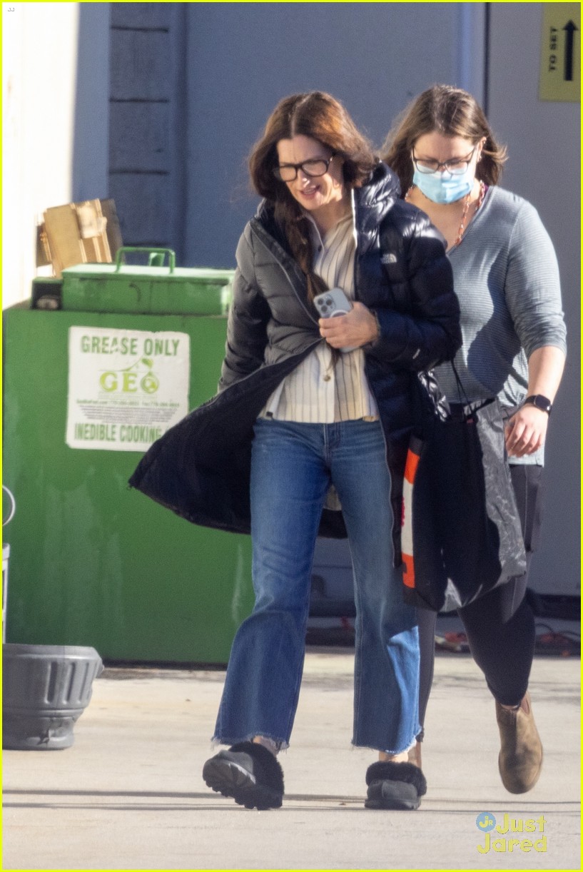 Joe Locke Shares a Laugh with Ali Ahn While Leaving 'Agatha: Coven of Chaos' Set