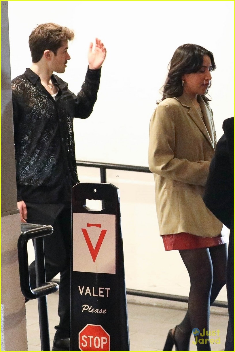 Jonas Brothers Grab Dinner With Family & Friends Ahead of Walk of Fame Ceremony