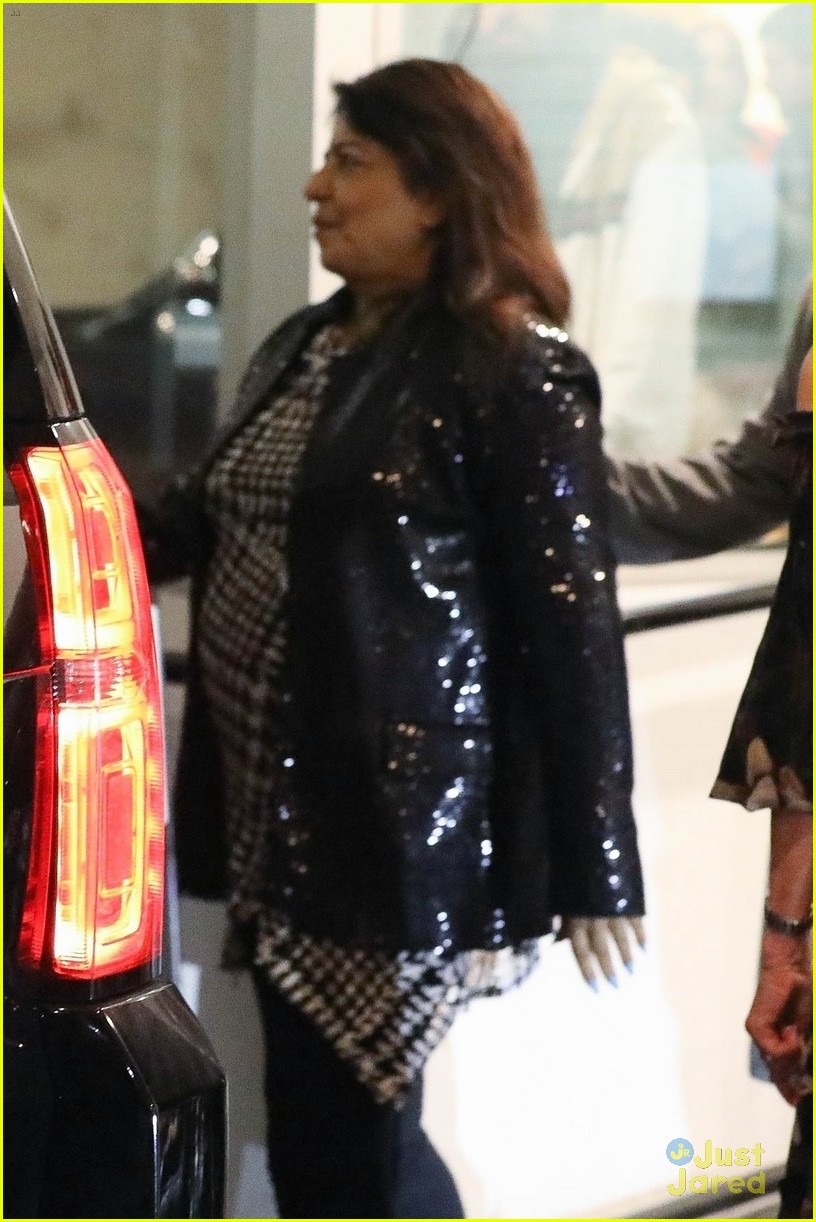 Jonas Brothers Grab Dinner With Family & Friends Ahead of Walk of Fame Ceremony