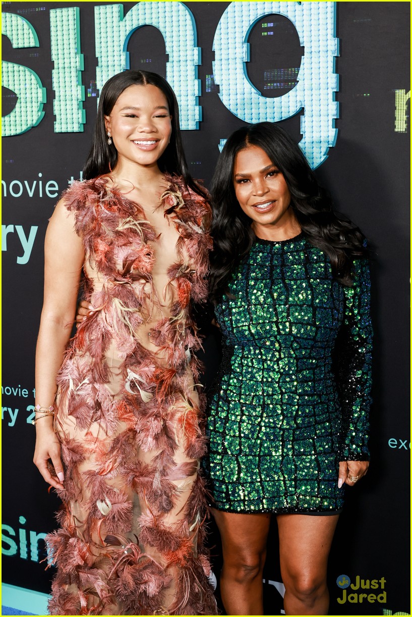 Storm Reid Makes Red Carpet Debut with Beau Shedeur Sanders at 'Missing' Premiere