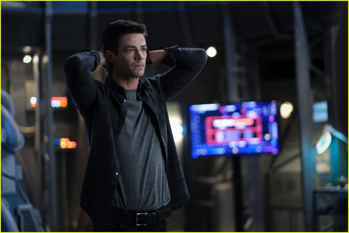 Who Dies In 'The Flash' Season 9? OG Character Killed Off In Episode 2 (Spoilers)