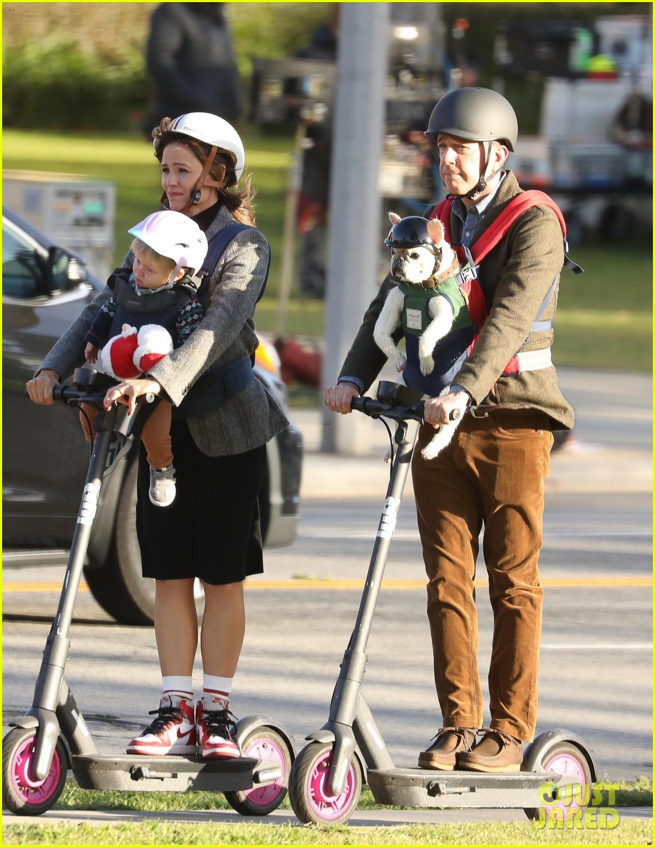 Emma Myers & Brady Noon Go on a Family Scooter Ride With Jennifer Garner for 'Family Leave' Filming