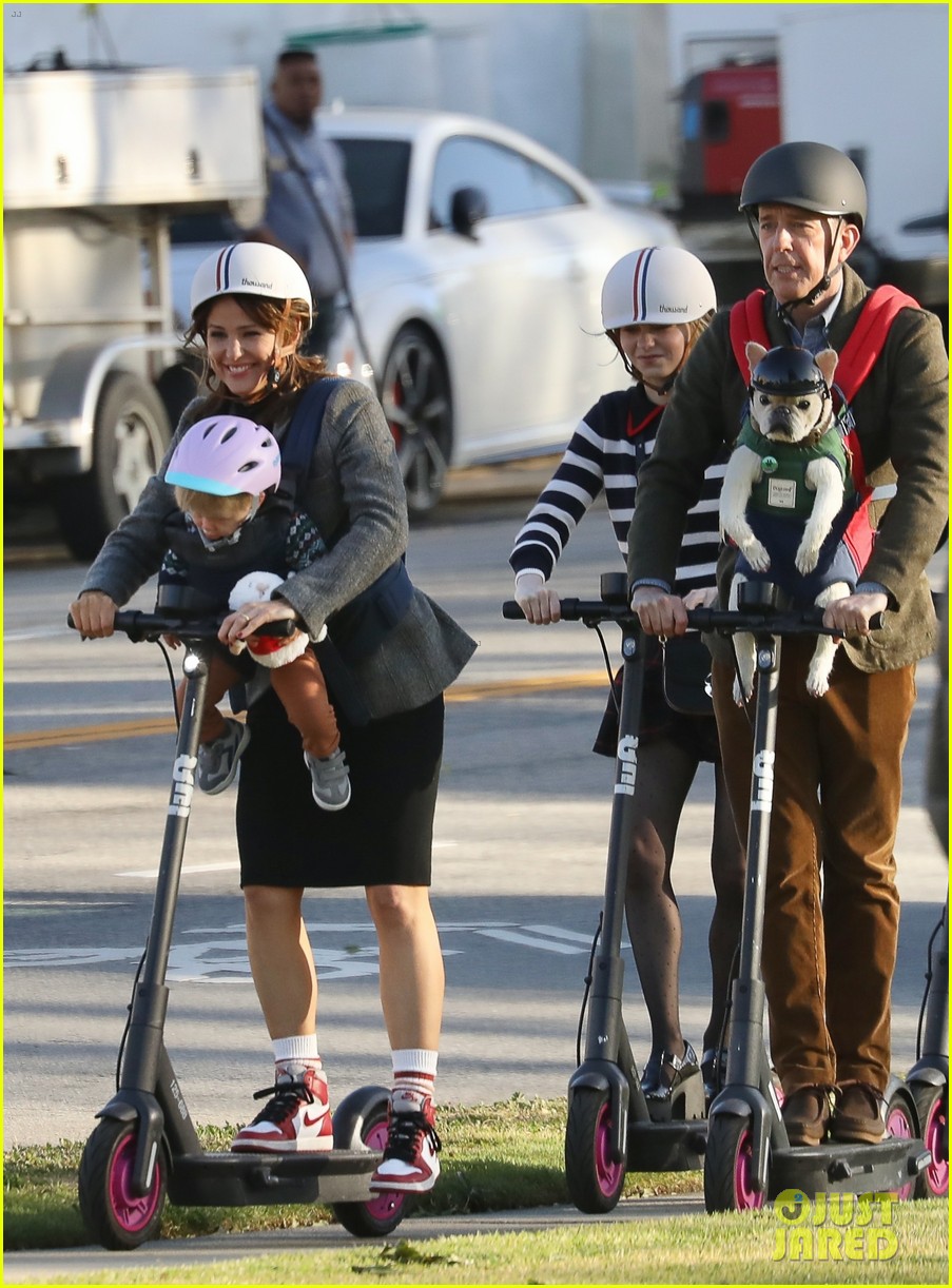 Emma Myers & Brady Noon Go on a Family Scooter Ride With Jennifer Garner for 'Family Leave' Filming