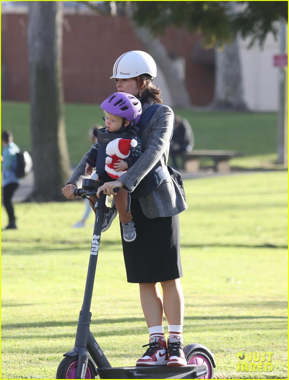 Emma Myers & Brady Noon Go on a Family Scooter Ride With Jennifer Garner for 'Family Leave' Filming