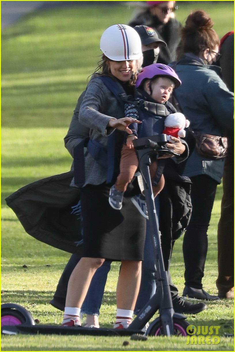 Emma Myers & Brady Noon Go on a Family Scooter Ride With Jennifer Garner for 'Family Leave' Filming