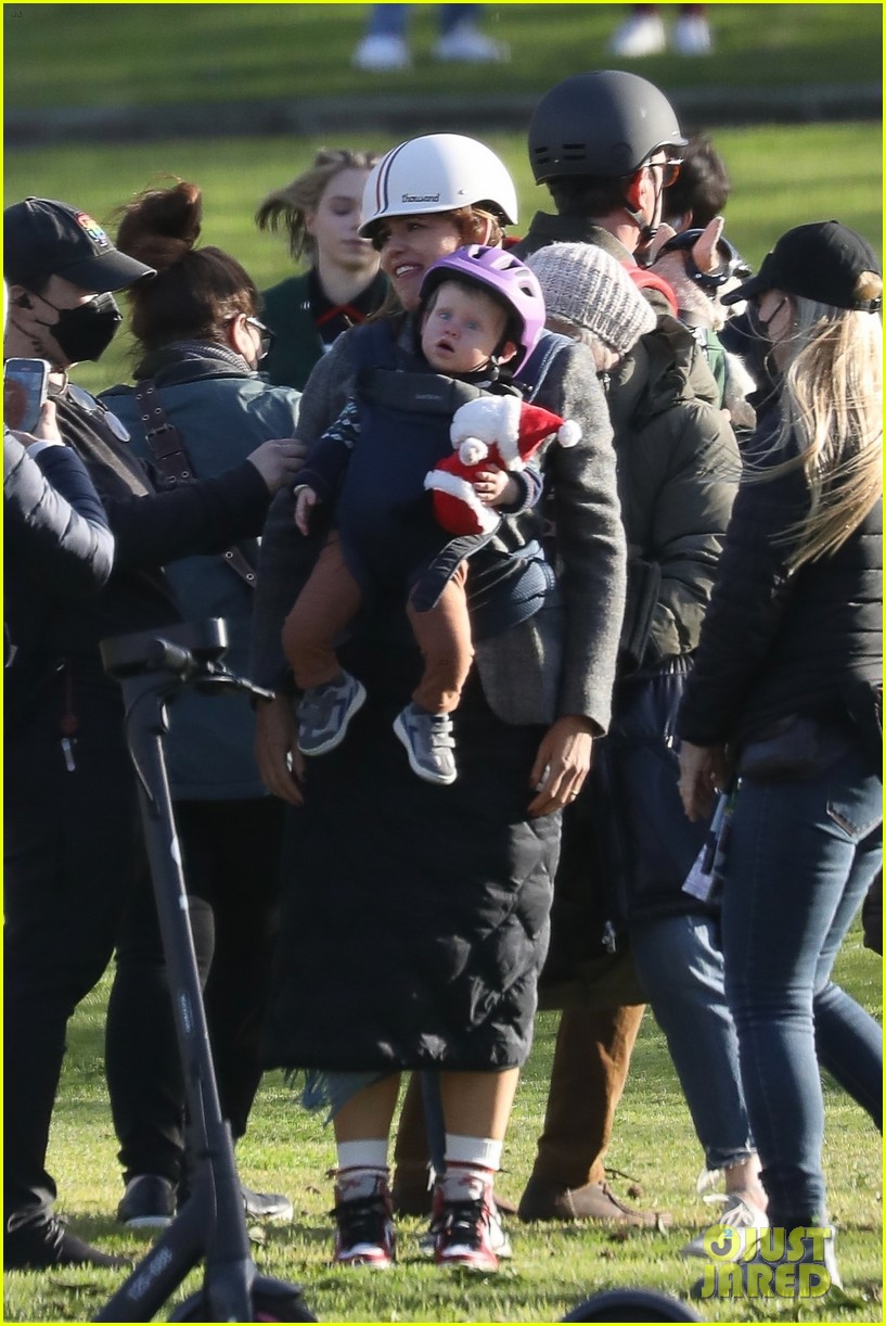 Emma Myers & Brady Noon Go on a Family Scooter Ride With Jennifer Garner for 'Family Leave' Filming
