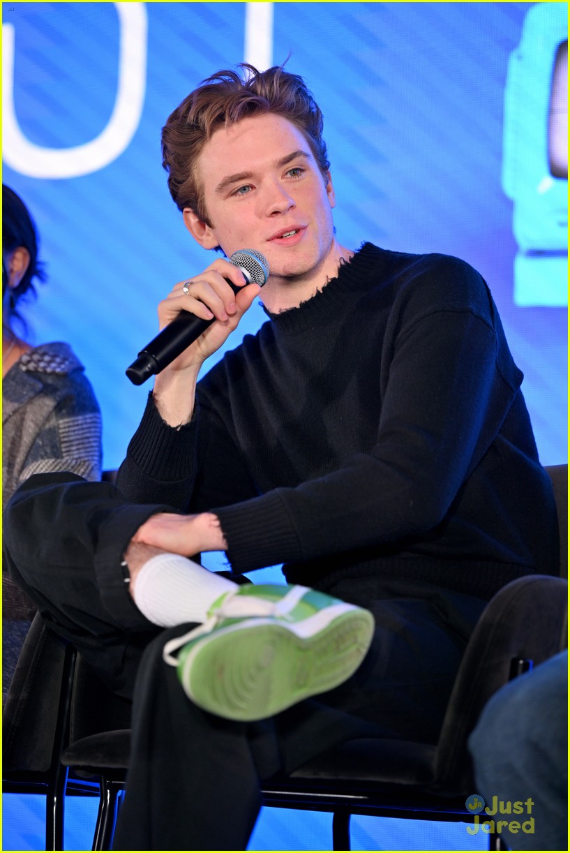 'Gotham Knights' Cast Attend SCAD TVfest After Wrapping Season 1