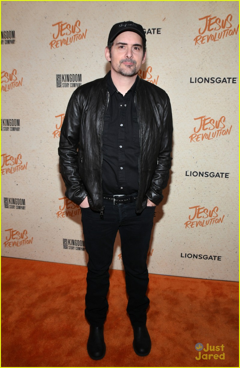 Joel Courtney Premieres New Movie 'Jesus Revolution' with Wife Mia