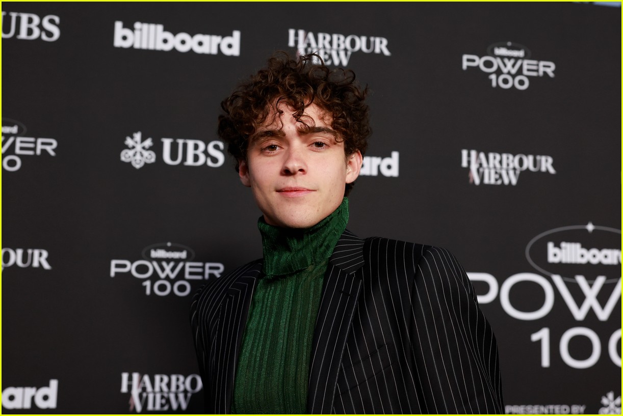 Sabrina Carpenter & Joshua Bassett Celebrate Billboard Power 100 Honorees