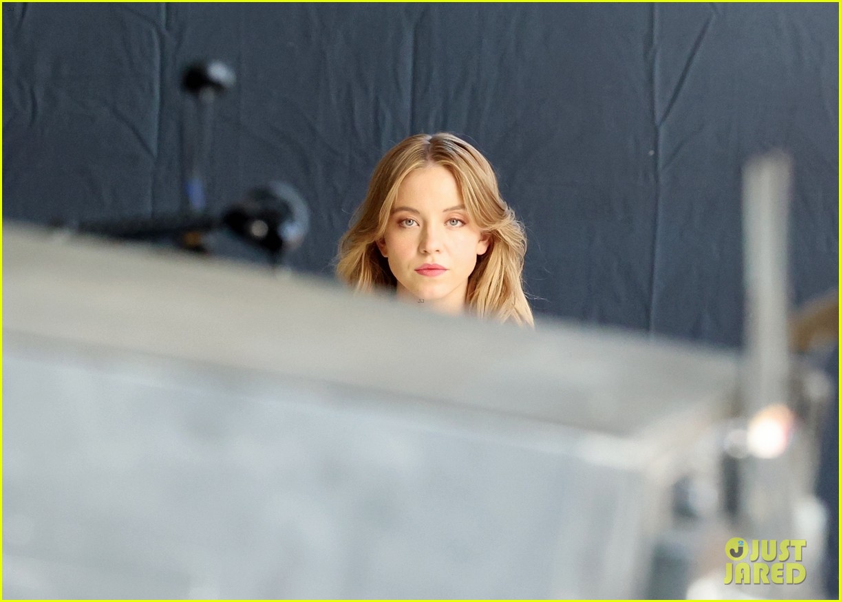 Sydney Sweeney Starts Filming Top Secret Project in Two Chic Looks in Australia