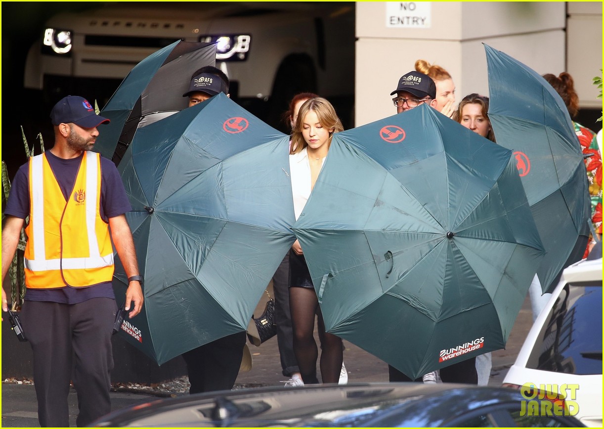 Sydney Sweeney Starts Filming Top Secret Project in Two Chic Looks in Australia