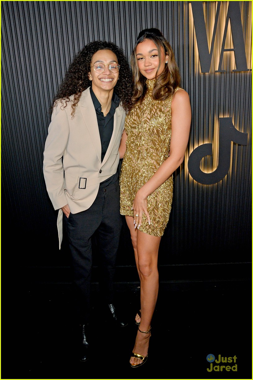 Bailee Madison & Blake Richardson Attend Young Hollywood Party with 'PLL' Co-Star Zaria & More!