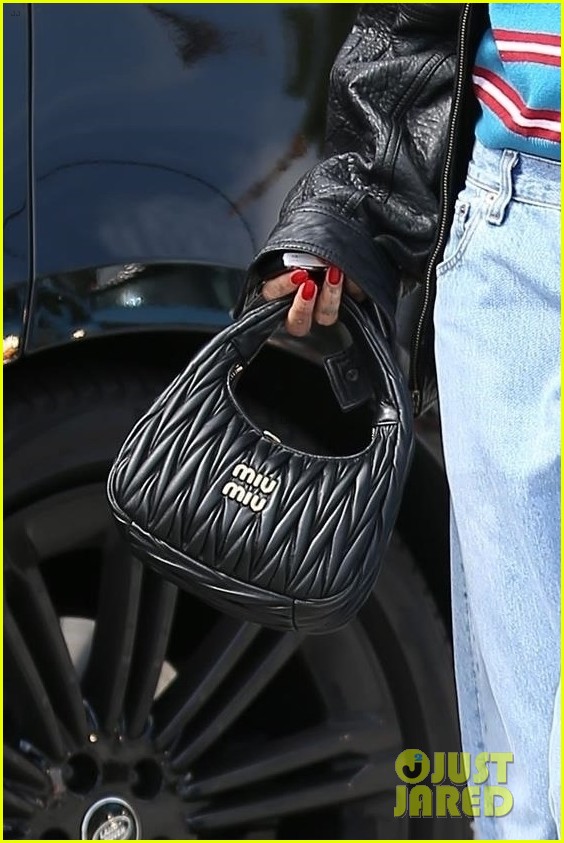 Hailey & Justin Bieber Step Out To Run Errands After Attending An Oscar Party Together