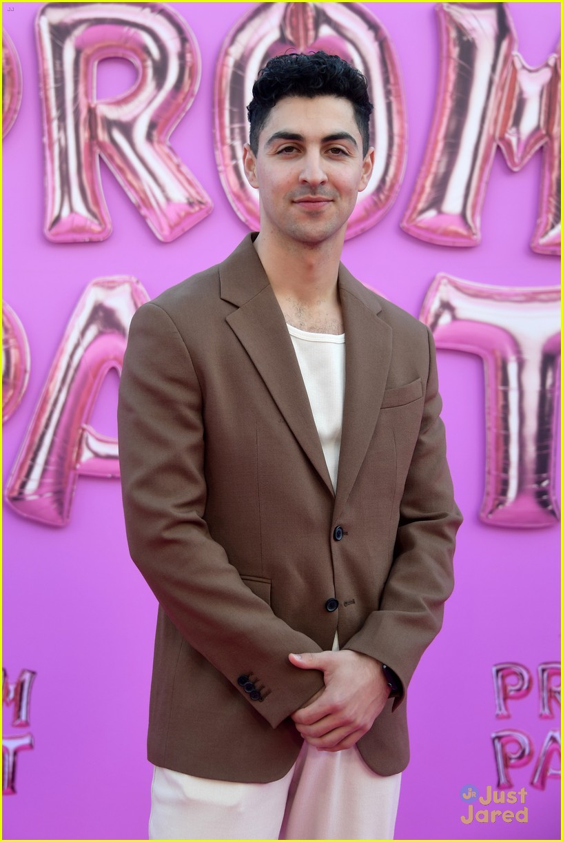 Zombies' Meg Donnelly, Trevor Tordjman & Carla Jeffery & More Disney Stars Attend 'Prom Pact' Premiere