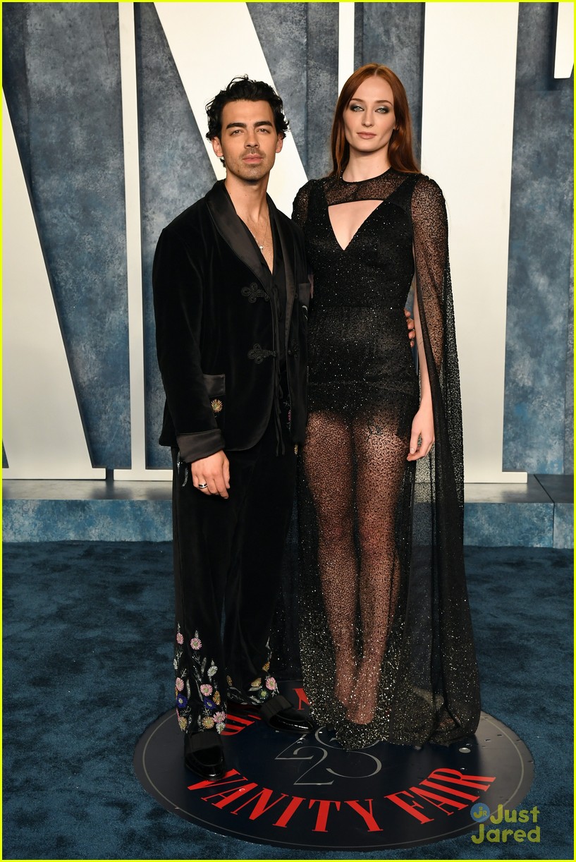 Joe Jonas & Sophie Turner Wear All Black While Stepping Out for Vanity Fair Oscars Party