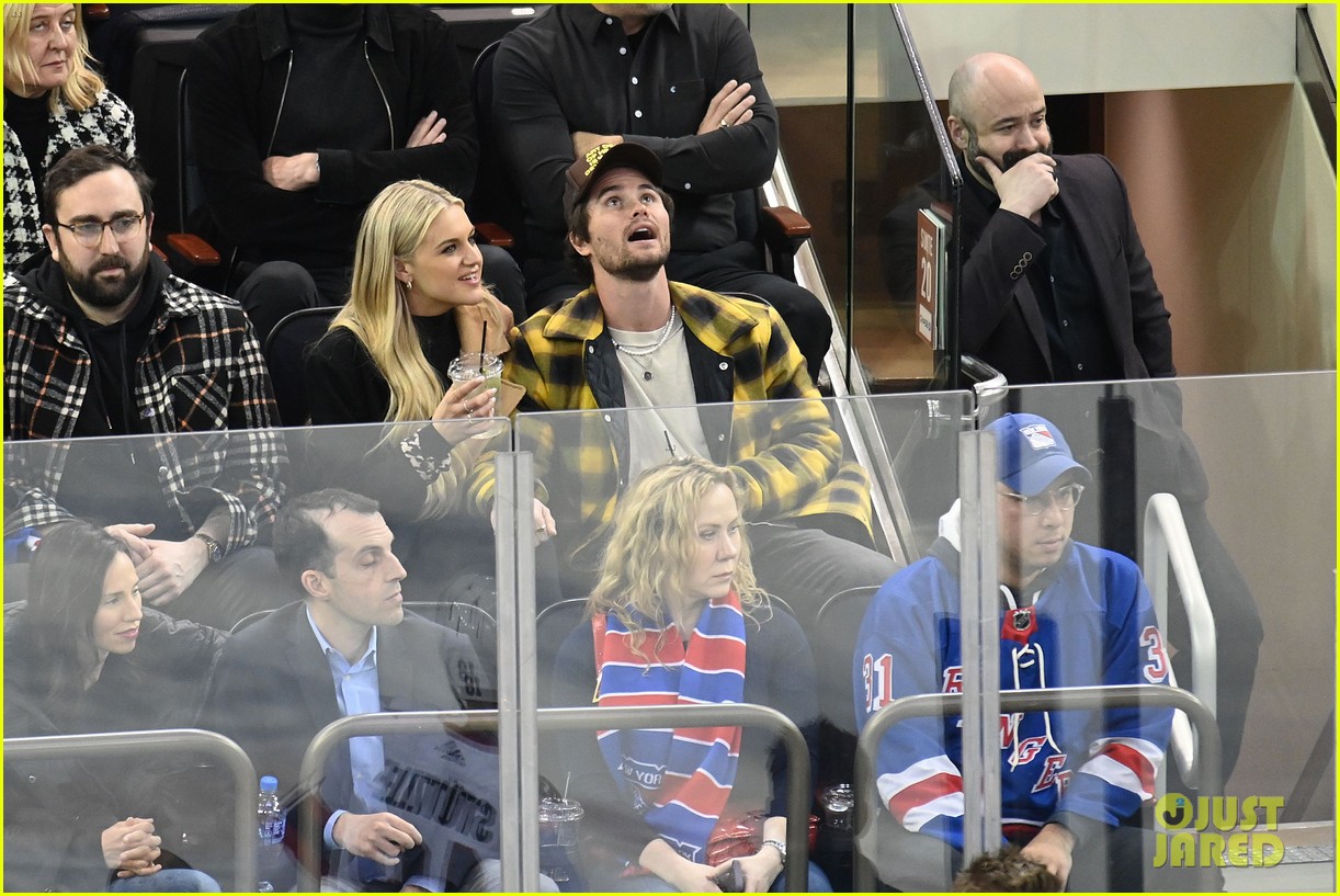 Kelsea Ballerini Holds Hands with Boyfriend Chase Stokes While Attending Hockey Game in NYC