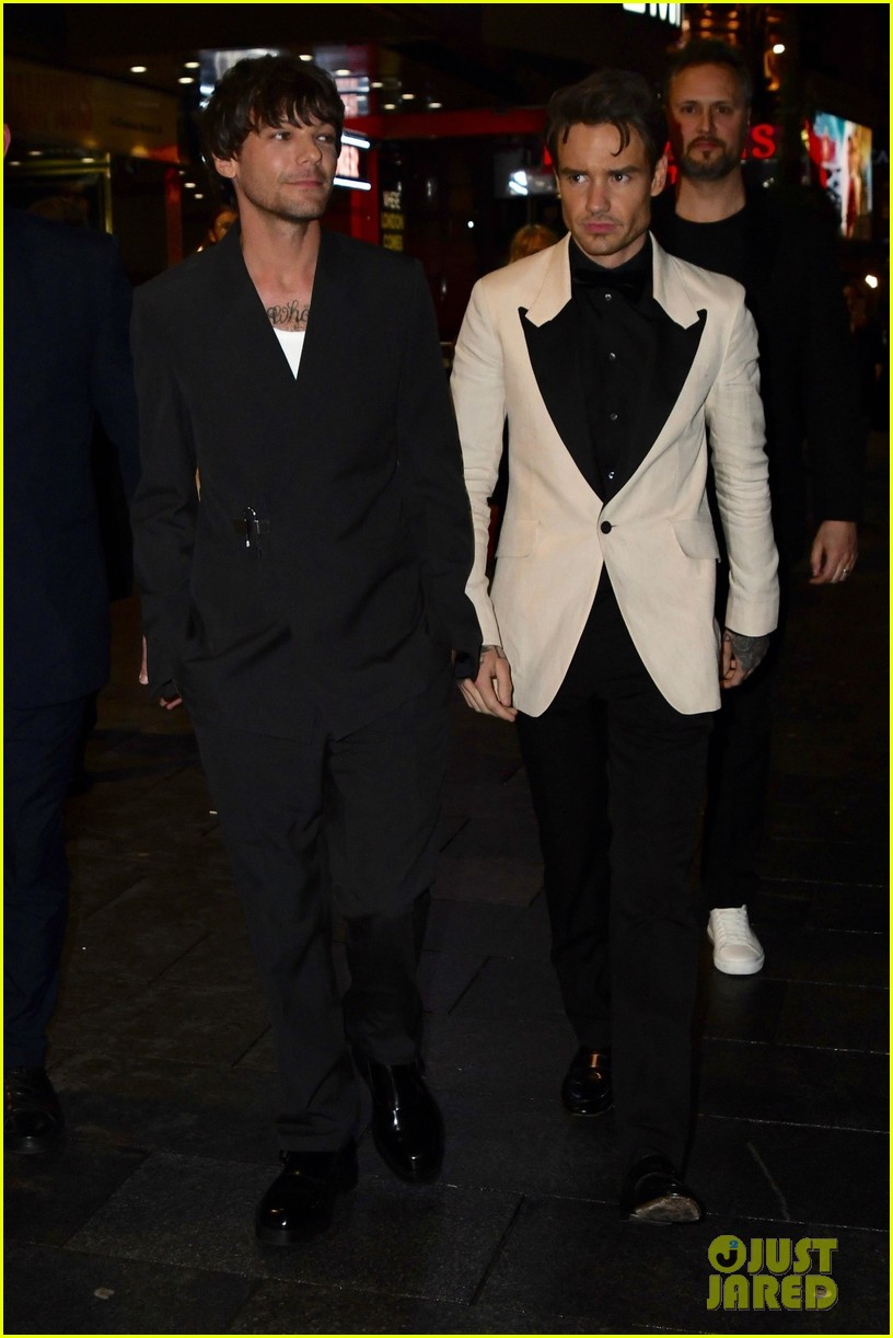Liam Payne Pens Sweet Note to Louis Tomlinson After Seeing 'All of Those Voices'