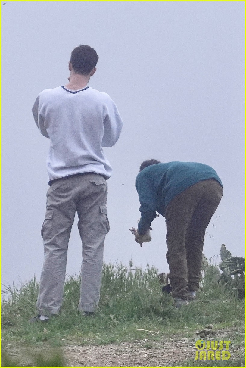 Shawn Mendes Goes For A Morning Hike With Dr. Jocelyne Miranda Ahead of Oscar Party