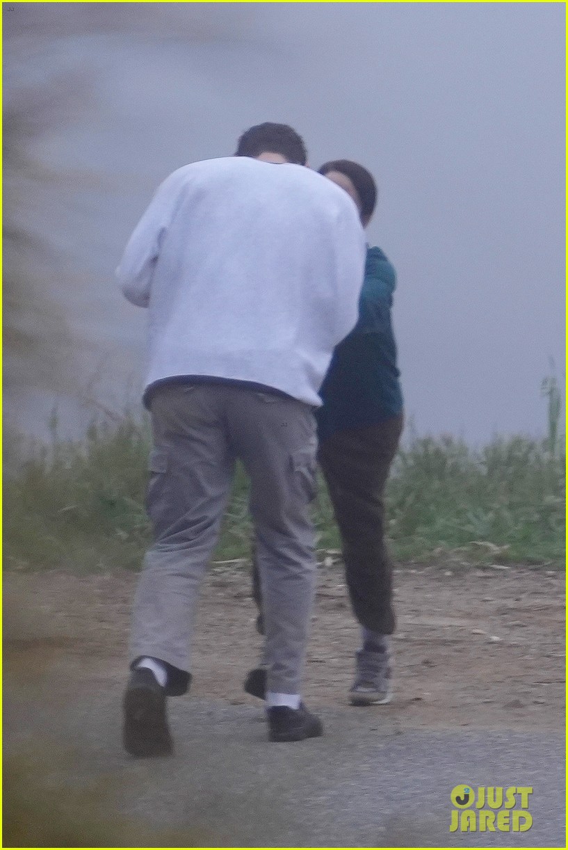 Shawn Mendes Goes For A Morning Hike With Dr. Jocelyne Miranda Ahead of Oscar Party