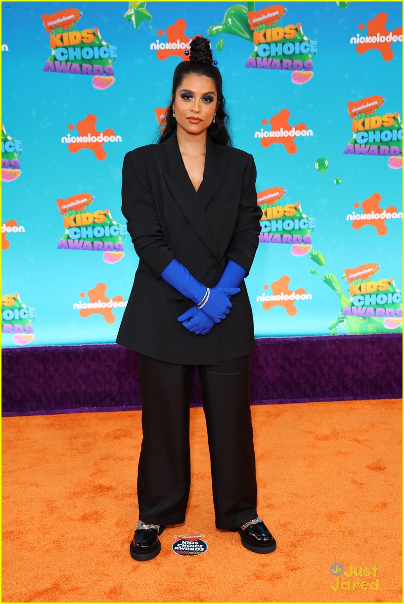 iCarly's Miranda Cosgrove, Laci Mosley & Jaidyn Triplet Step Out for Kids' Choice Awards
